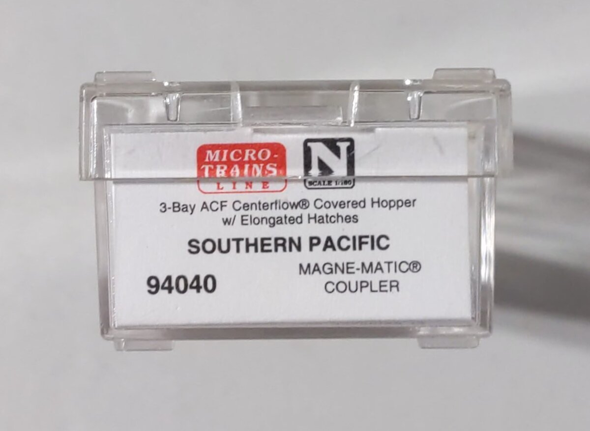 Micro-Trains 09400040 N SP 3-Bay ACF Center Flow Covered Hopper #496532 LN/Box