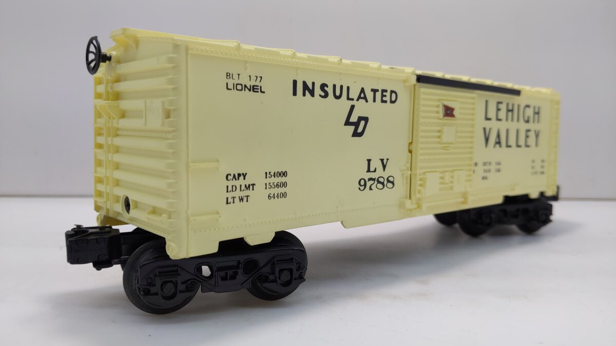 Lionel 6-9788 O Gauge Lehigh Valley Boxcar EX/Box