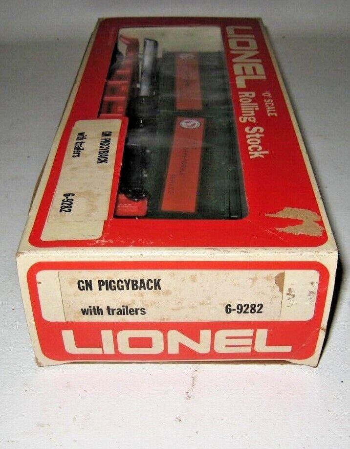 Lionel 6-9282 O Gauge Great Northern Flatcar w/ Trailers NIB