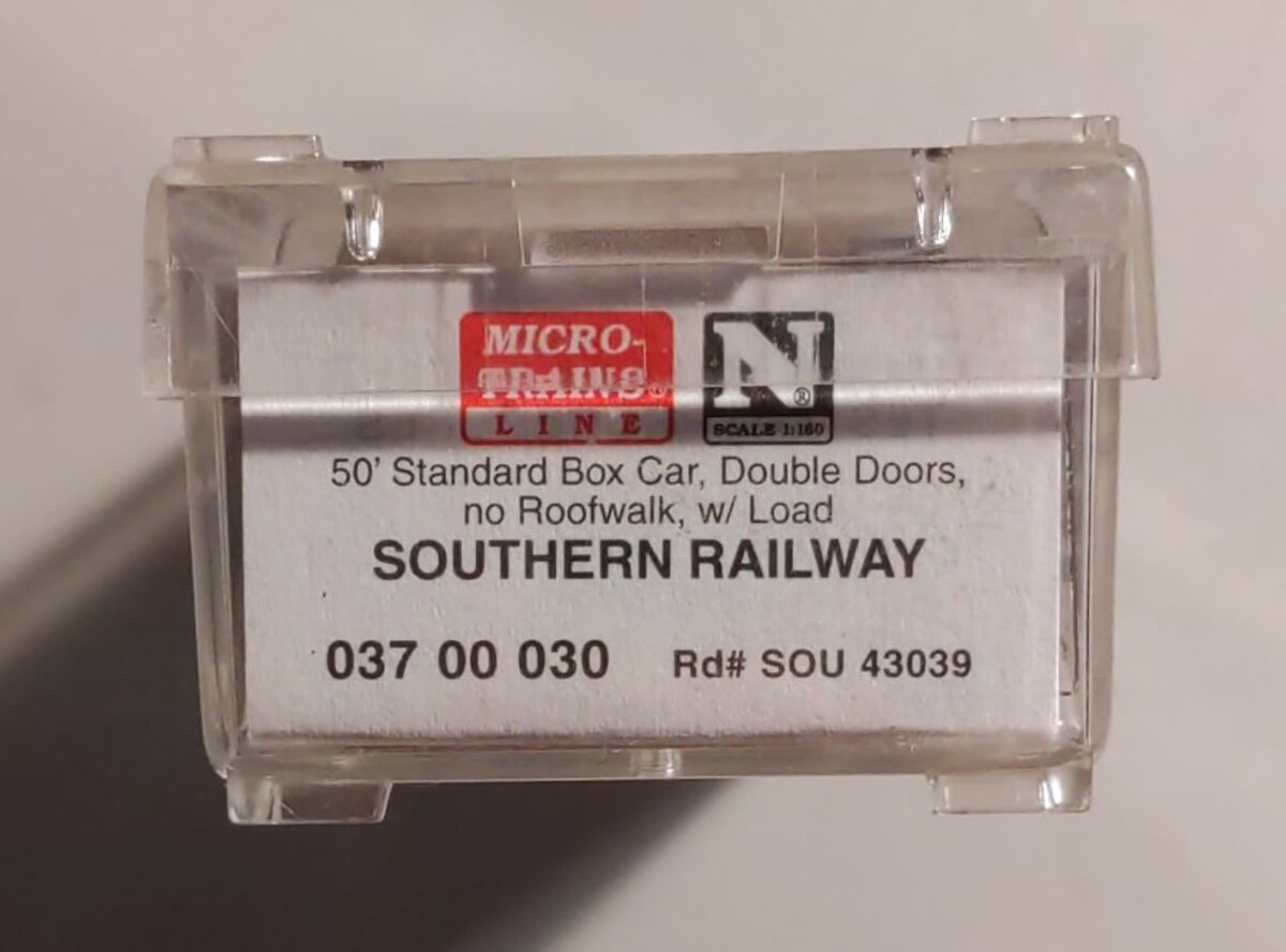 Micro-Trains 03700030 N Southern Railway 50' Double Door Boxcar #43039 LN/Box