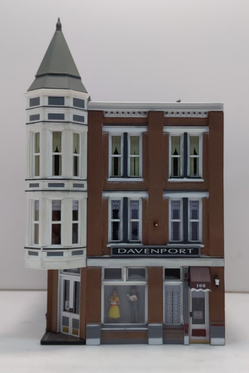 Woodland Scenics BR5039 HO Built-&-Ready Davenport Department Store Building