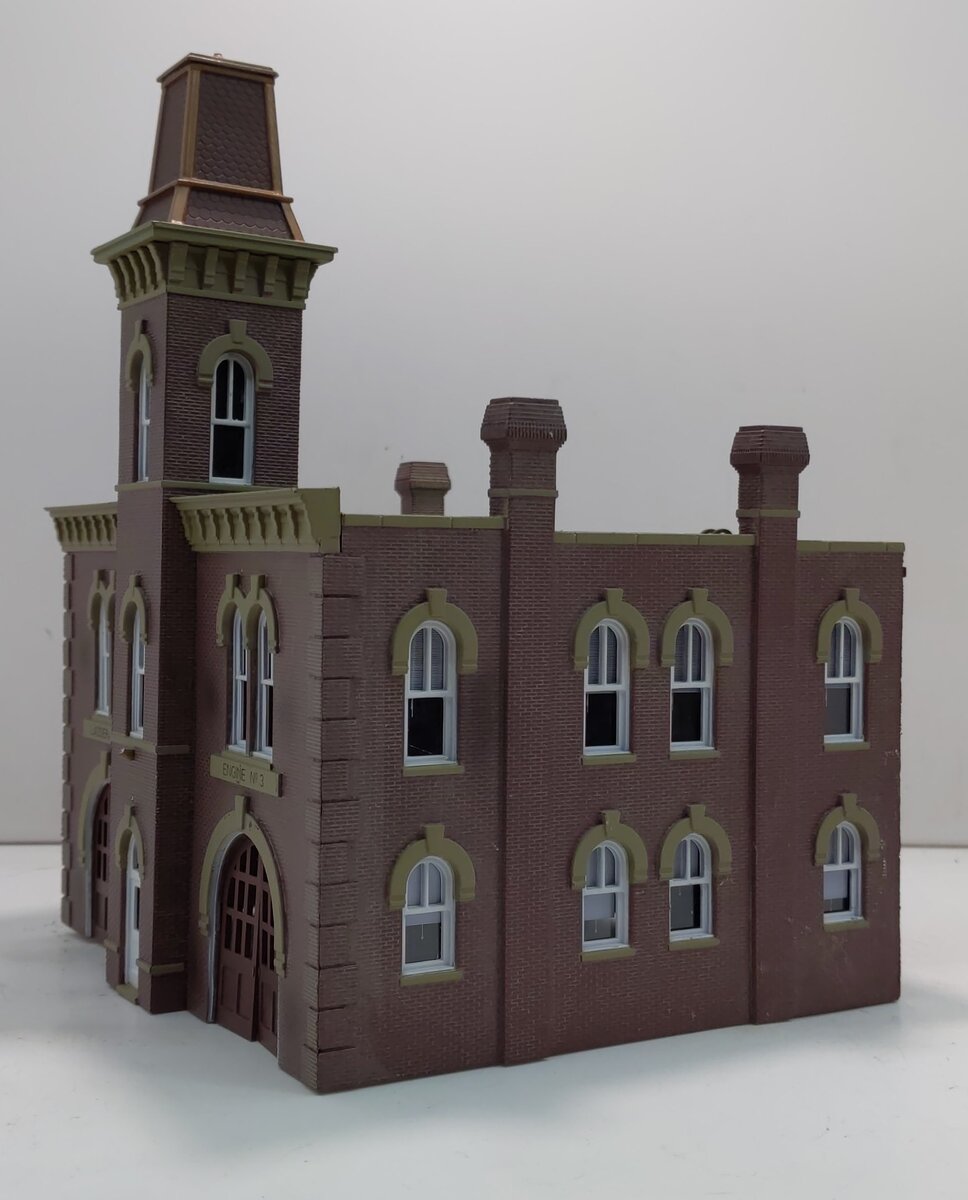 Woodland Scenics BR5034 HO Built-&-Ready Firehouse Building
