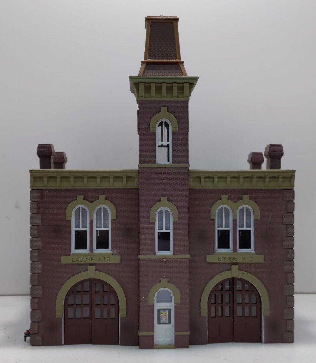 Woodland Scenics BR5034 HO Built-&-Ready Firehouse Building