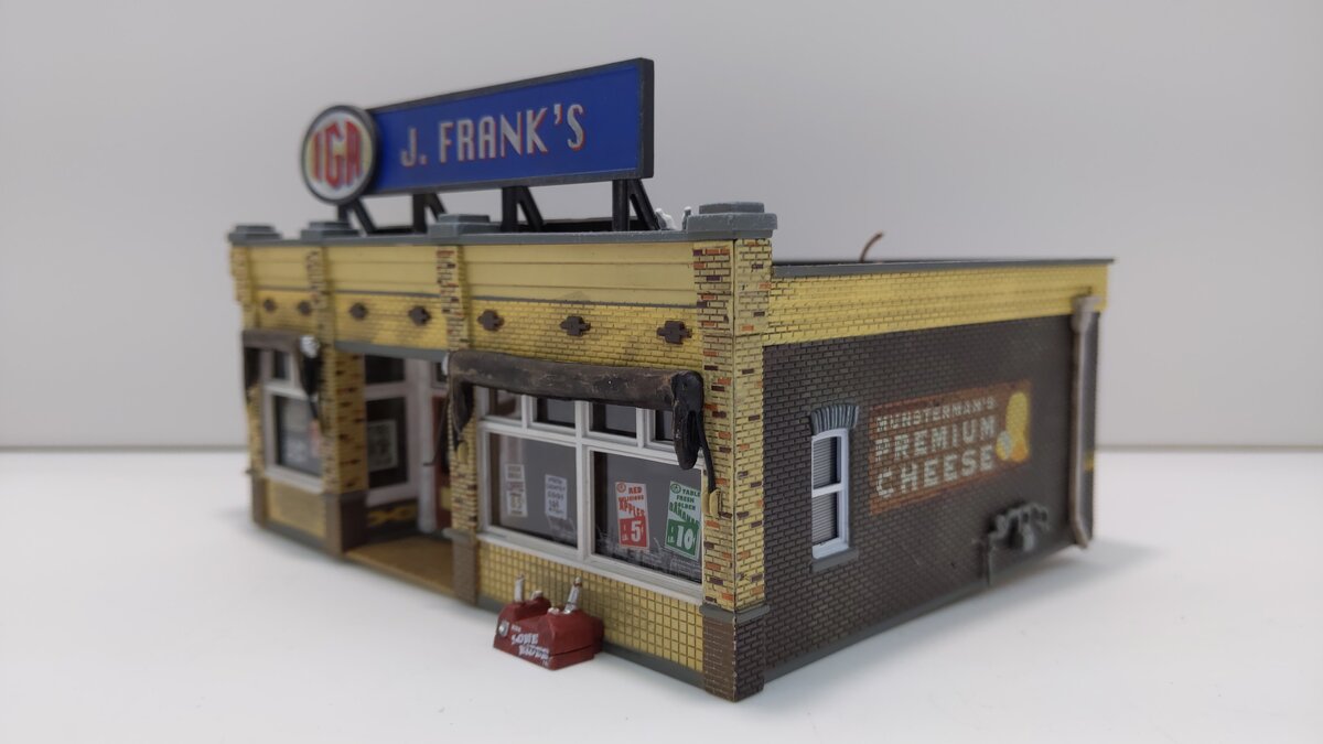 Woodland Scenics BR5050 HO Built-&-Ready J. Frank's Grocery Assembled Building