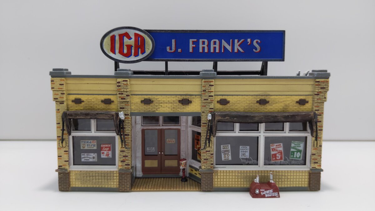 Woodland Scenics BR5050 HO Built-&-Ready J. Frank's Grocery Assembled Building