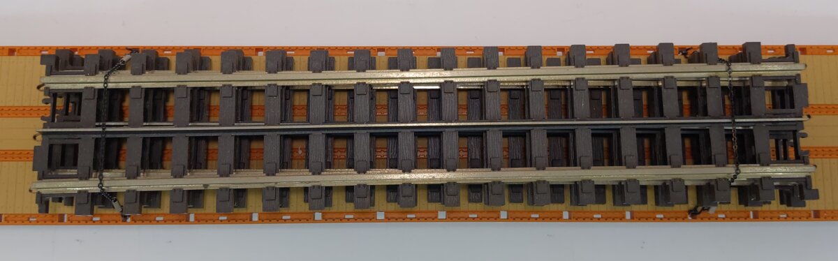 MTH 20-95147 O Gauge Norfolk Southern 60' Flatcar #992229 with 4 Track Loads LN/Box