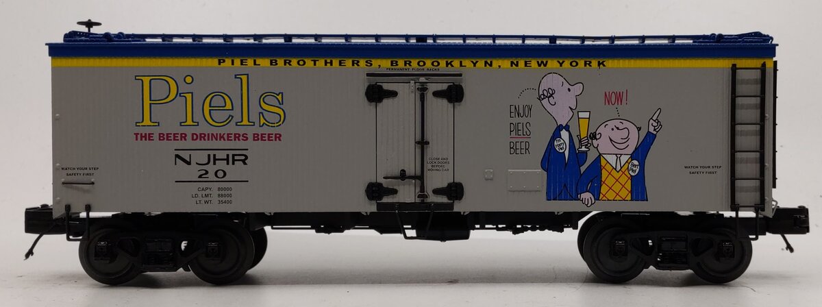 MTH 20-94417 O Gauge Premier Piel's Beer 36’ Woodsided Reefer Car #20 MT/Box