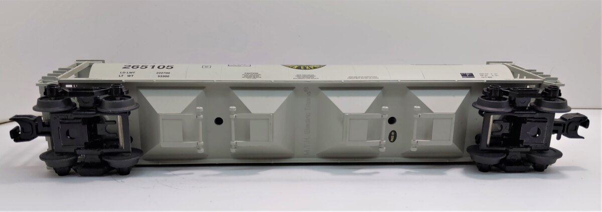 MTH 30-75521 O CSX RailKing 4-Bay Cylindrical Hopper Car #265105 LN/Box