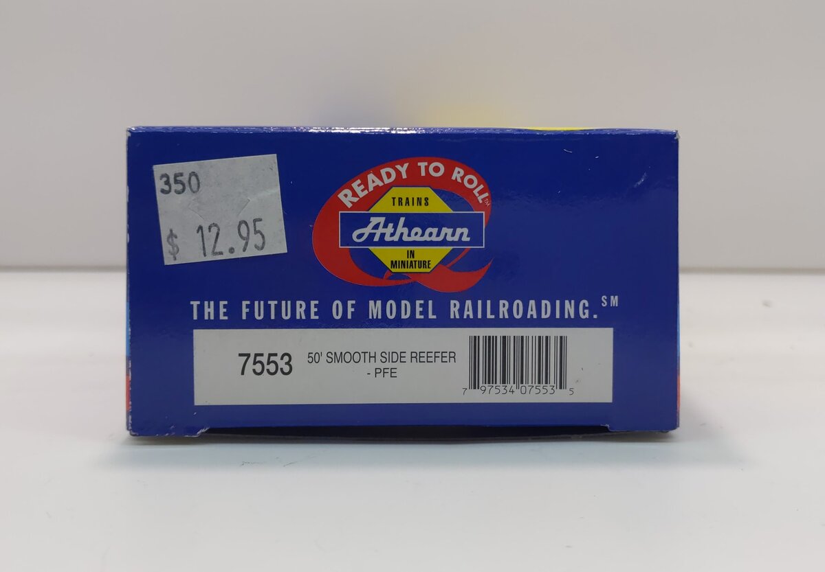 Athearn 7553 HO Union Pacific Railroad 50' Smooth Side Reefer #301123 LN/Box