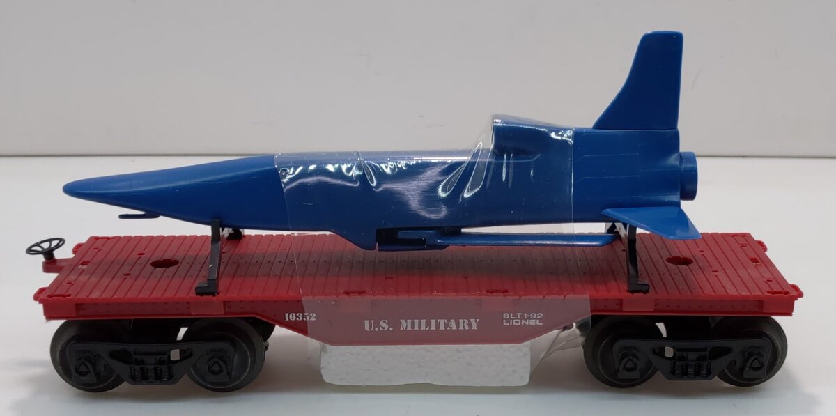 Lionel 6-16352 O Gauge US Military Flatcar w/ Cruise Missile #16352 NIB