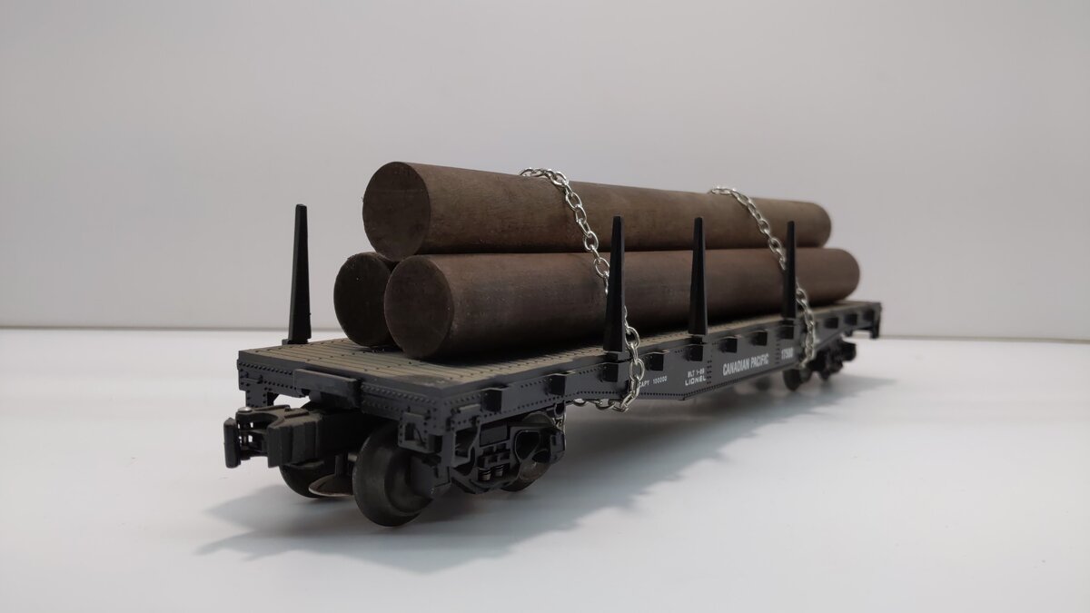 Lionel 6-17500 O Gauge Canadian Pacific Flatcar w/ Logs EX/Box