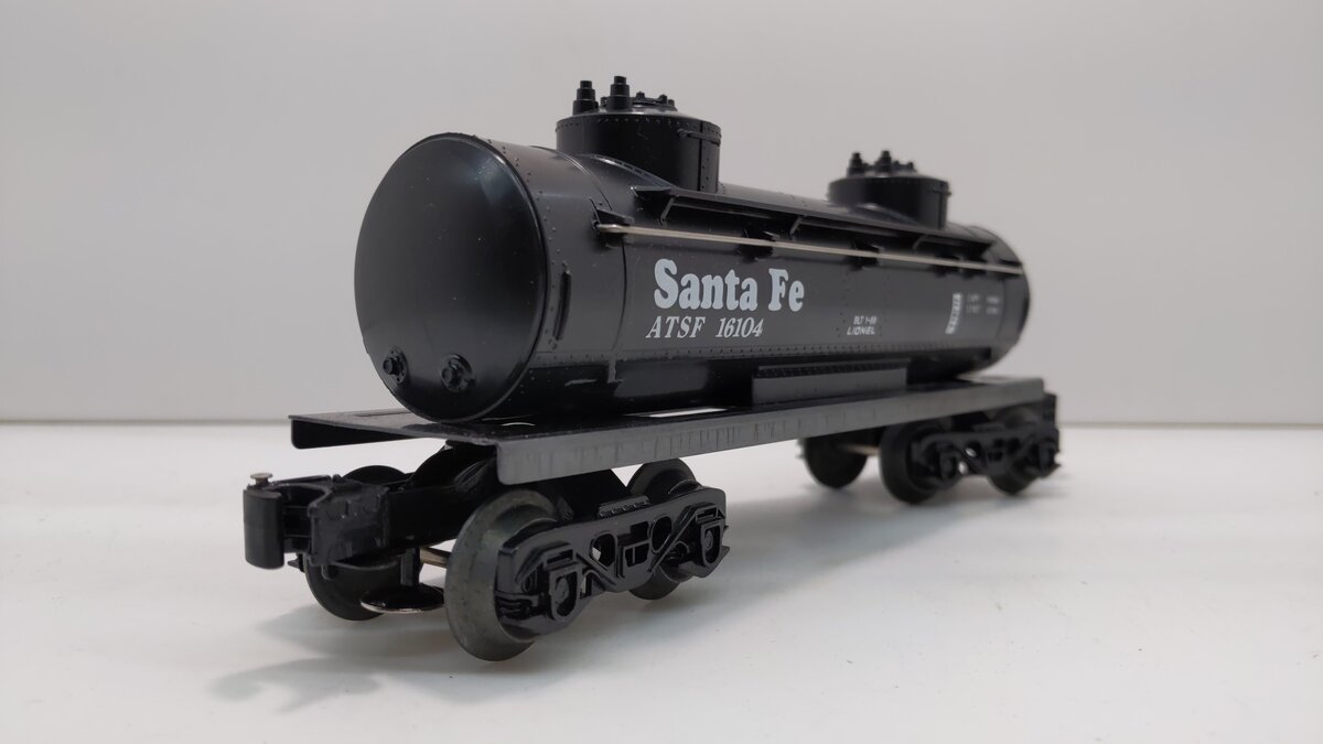 Lionel 6-16104 O Gauge Santa Fe 2-Dome Tank Car #16104 EX/Box