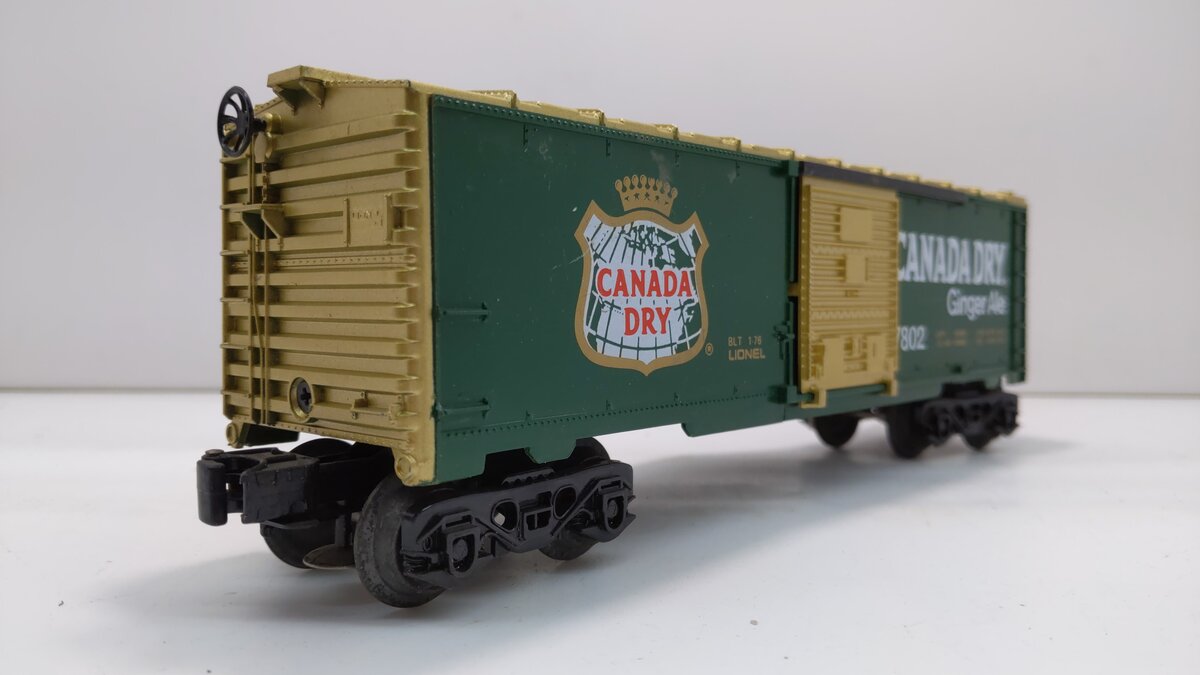 Lionel 6-7802 O Gauge Canada Dry Boxcar #7802 EX/Box
