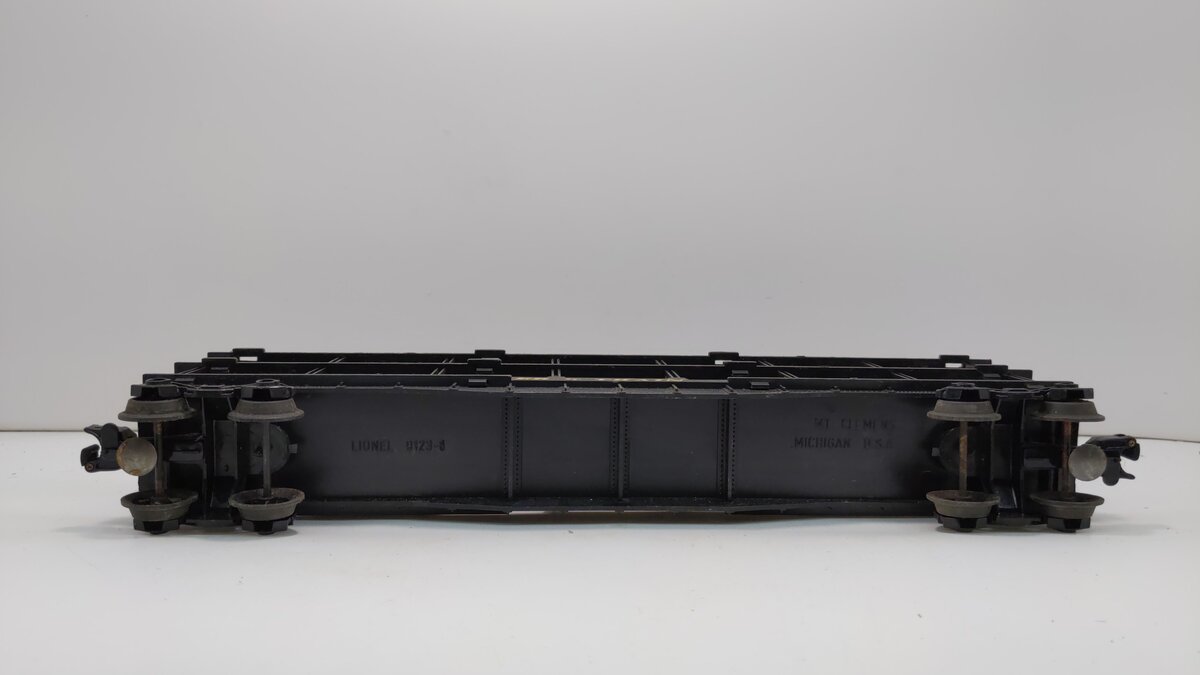 Lionel 6-9123 O Gauge Chesapeake and Ohio 3-Tier Auto Carrier Car LN/Box