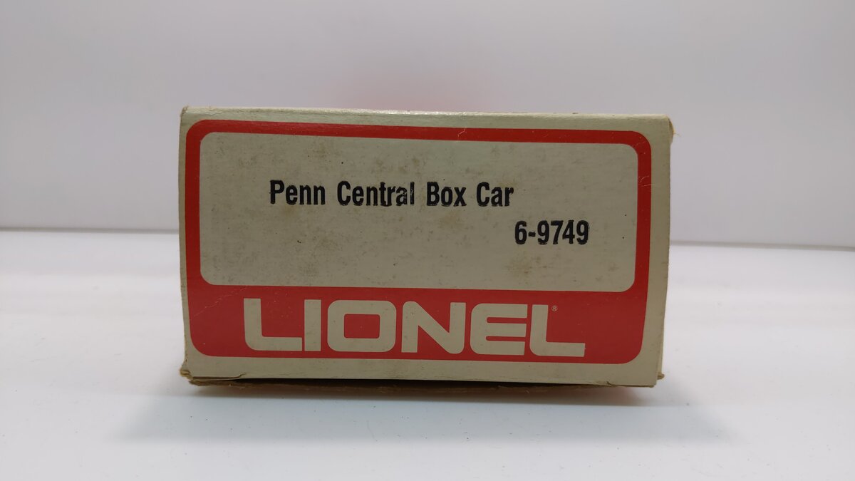 Lionel 6-9749 O Gauge Penn Central Boxcar #9749 EX/Box