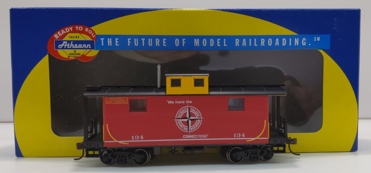 Athearn 74257 HO Scale Detroit Toledo & Ironton 2-Window Caboose #134 NIB