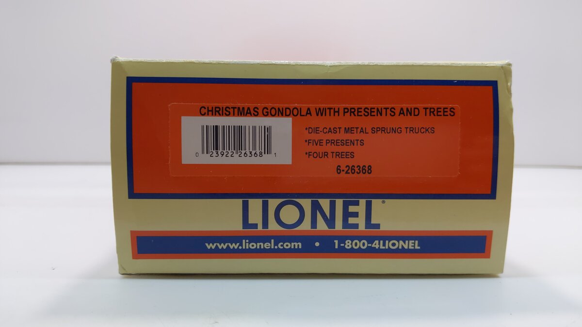 Lionel 6-26368 Christmas Gondola with Trees & Presents LN/Box