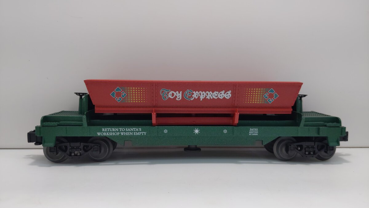Lionel 6-26753 Operating Christmas Dump Car with Presents LN/Box
