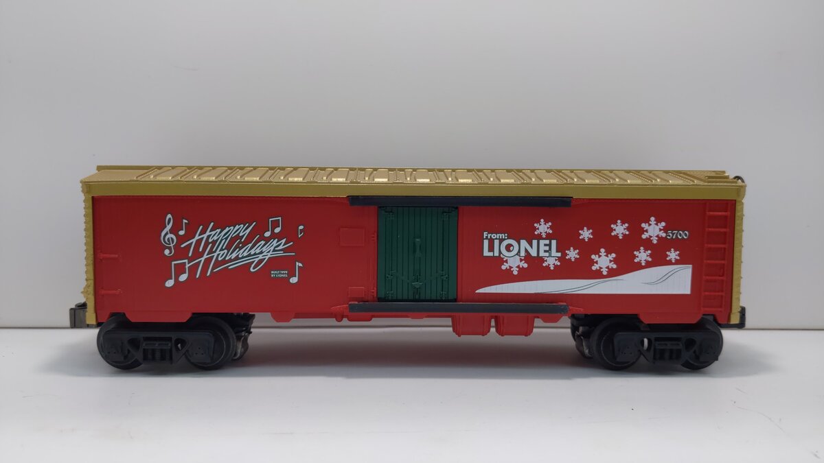 Lionel 6-16785 O Happy Holidays Music Reefer #5700 EX/Box
