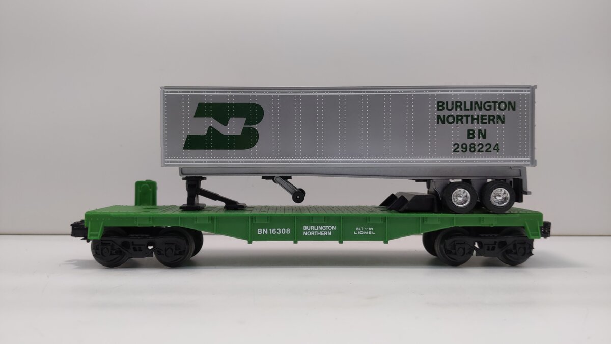 Lionel 6-16308 O Gauge Burlington Northern Flatcar w/Trailer #298224 LN/Box