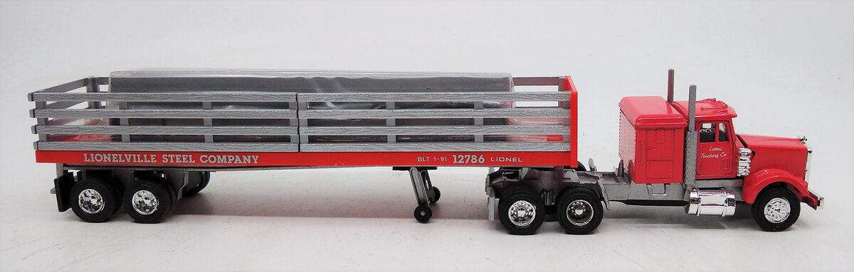 Lionel 6-12786 O Gauge 1:48 Red Lionelville Steel Tractor Trailer NIB