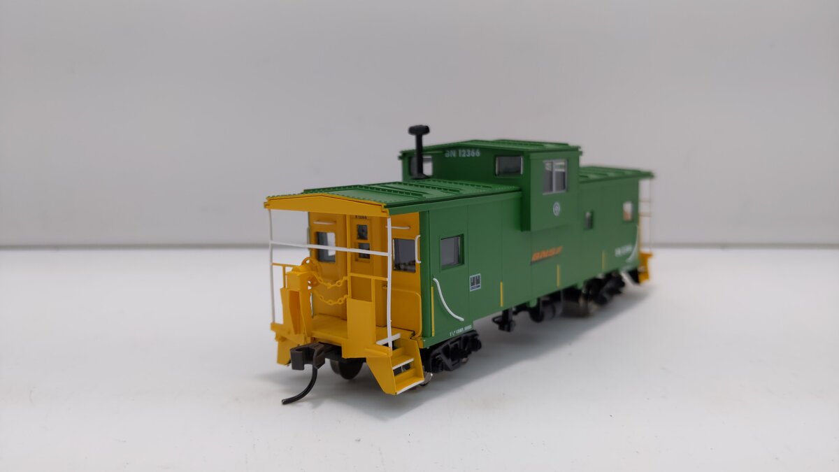 Atlas 20000556 HO Burlington Northern Santa Fe Extended Vision Caboose #12366