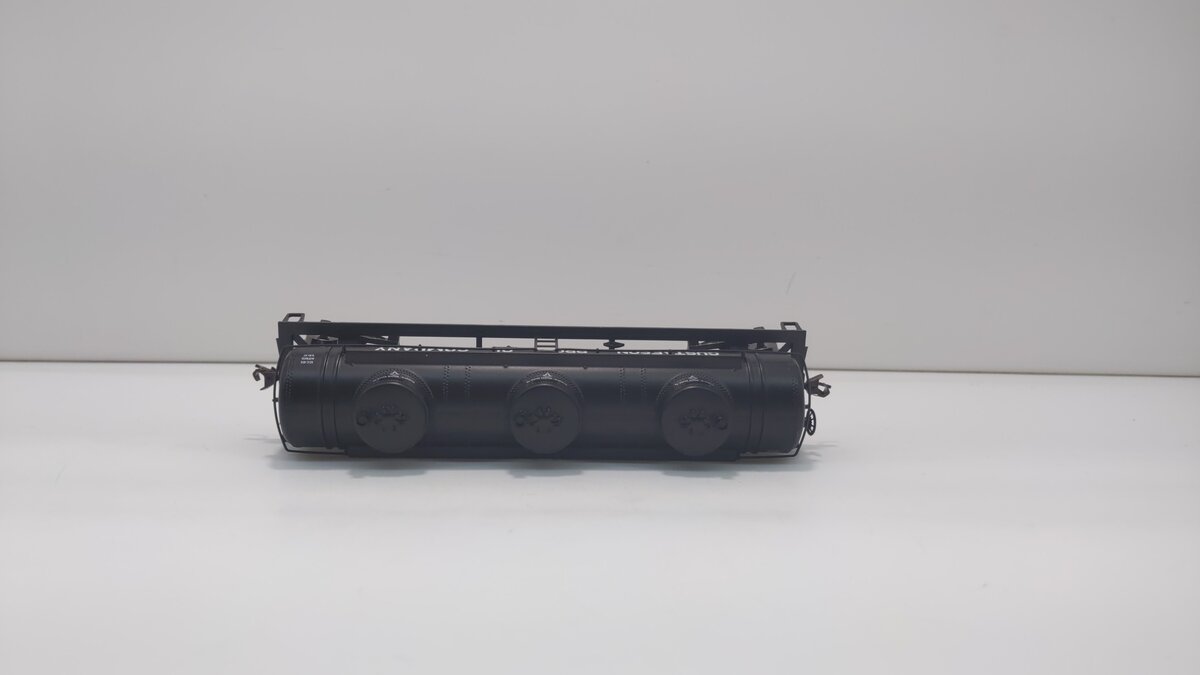 Athearn 7359 HO Scale Gustafson Bros Oil Co. Tank Car #4553 LN/Box