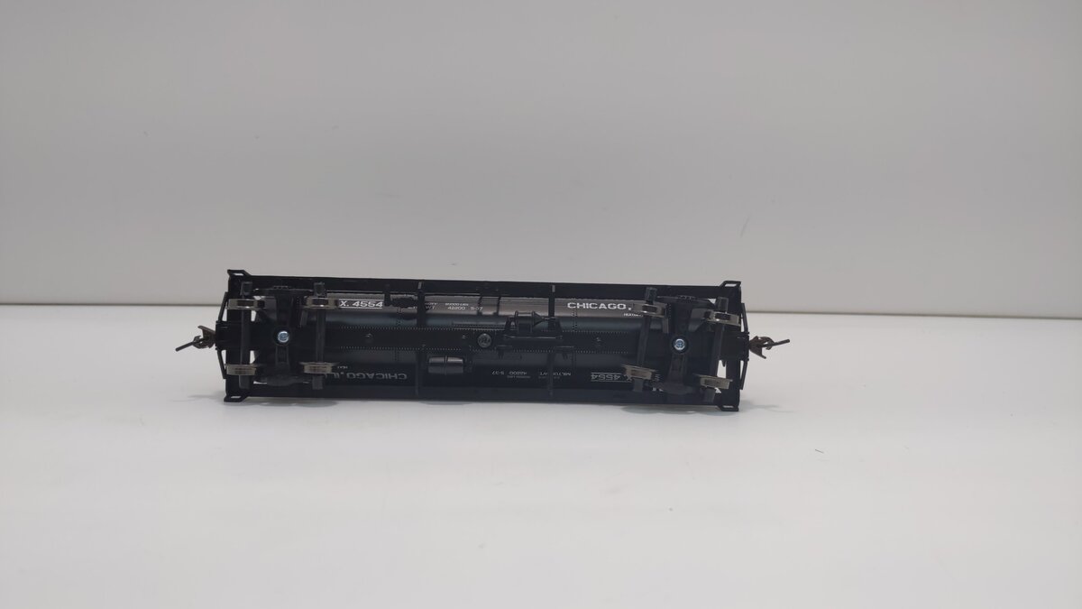 Athearn 7358 HO Scale Gustafson Bros Oil Co Tripple Dome Tank Car #4554 LN/Box