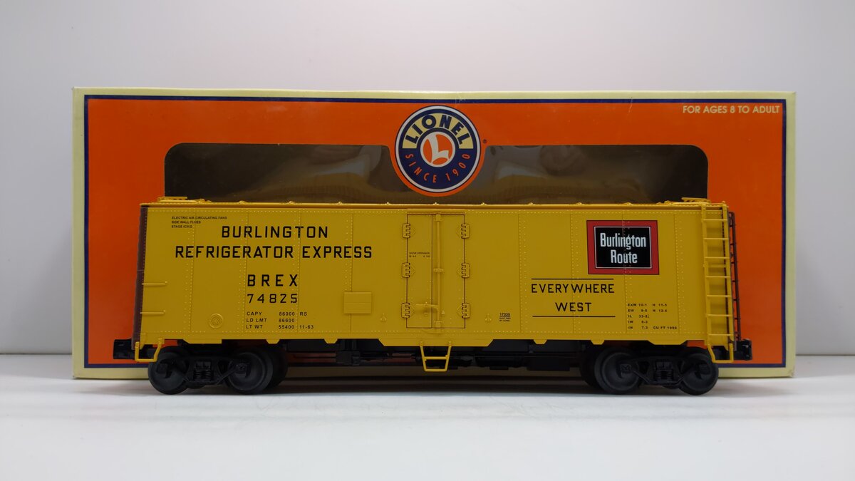 Lionel 6-17339 O Gauge Burlington Steel Sided Refrigerator Car #74825 LN/Box