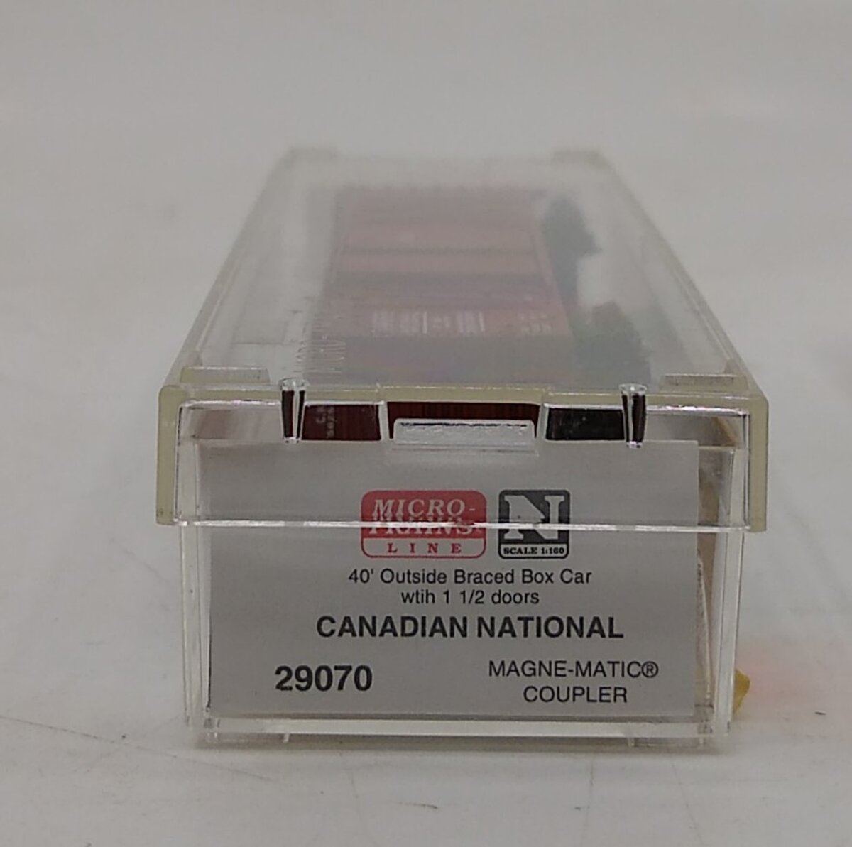 Micro-Trains 02900070 N Canadian National 40' Outside Braced Boxcar #582596