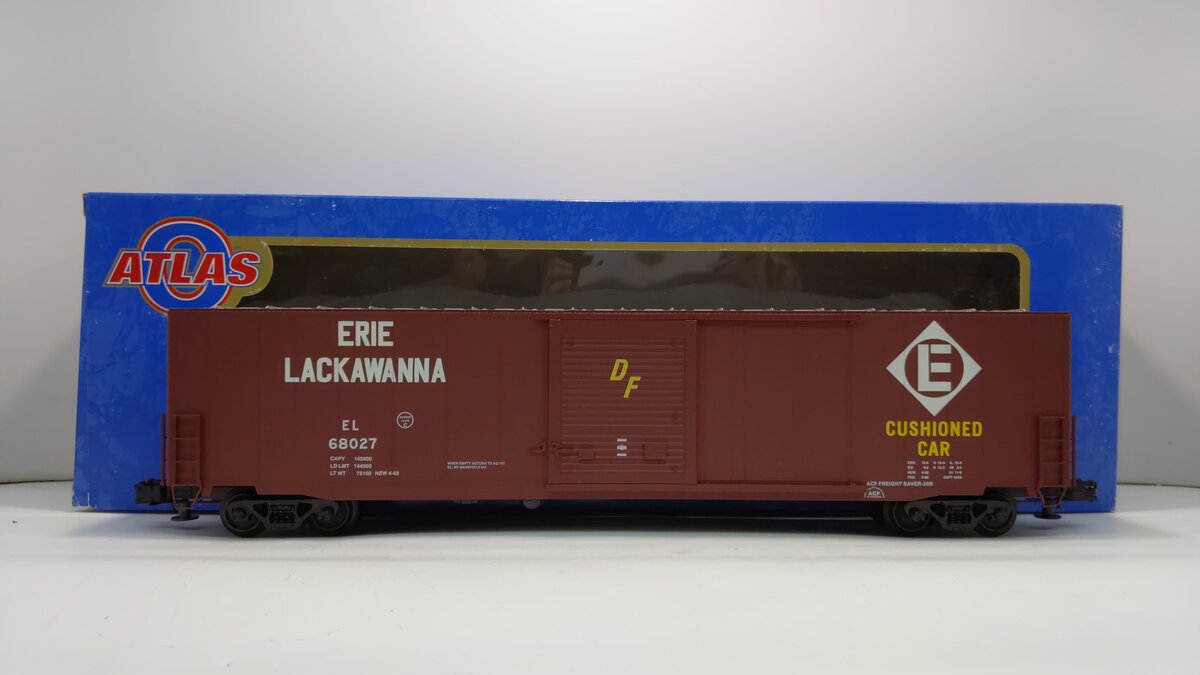 Atlas 6532-1 O Erie Lackawanna 60‘ Double Door Auto Parts Boxcar #68027 (3 Rail) EX/Box