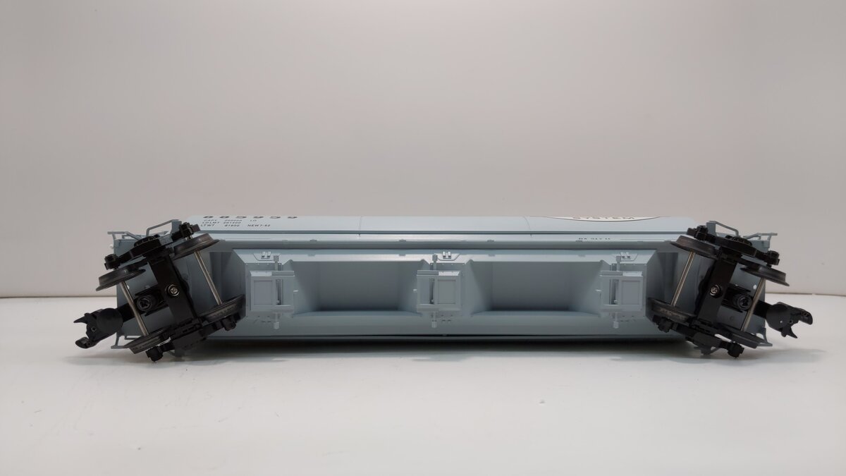 Atlas 6308-1 O New York Central 3-Bay Cylindrical Hopper #885959 (3 Rail) LN/Box