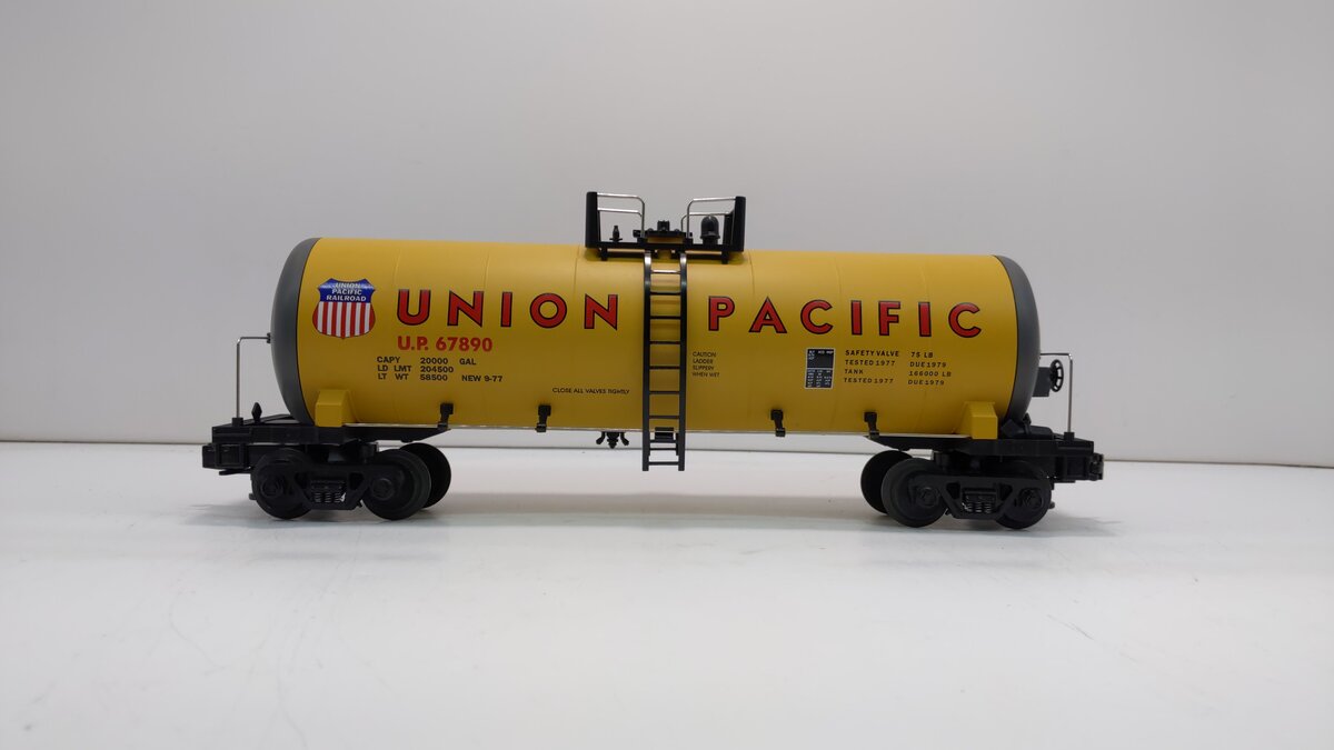 MTH 20-9205 O Gauge Union Pacific Unibody Tank Car #67890 LN/Box