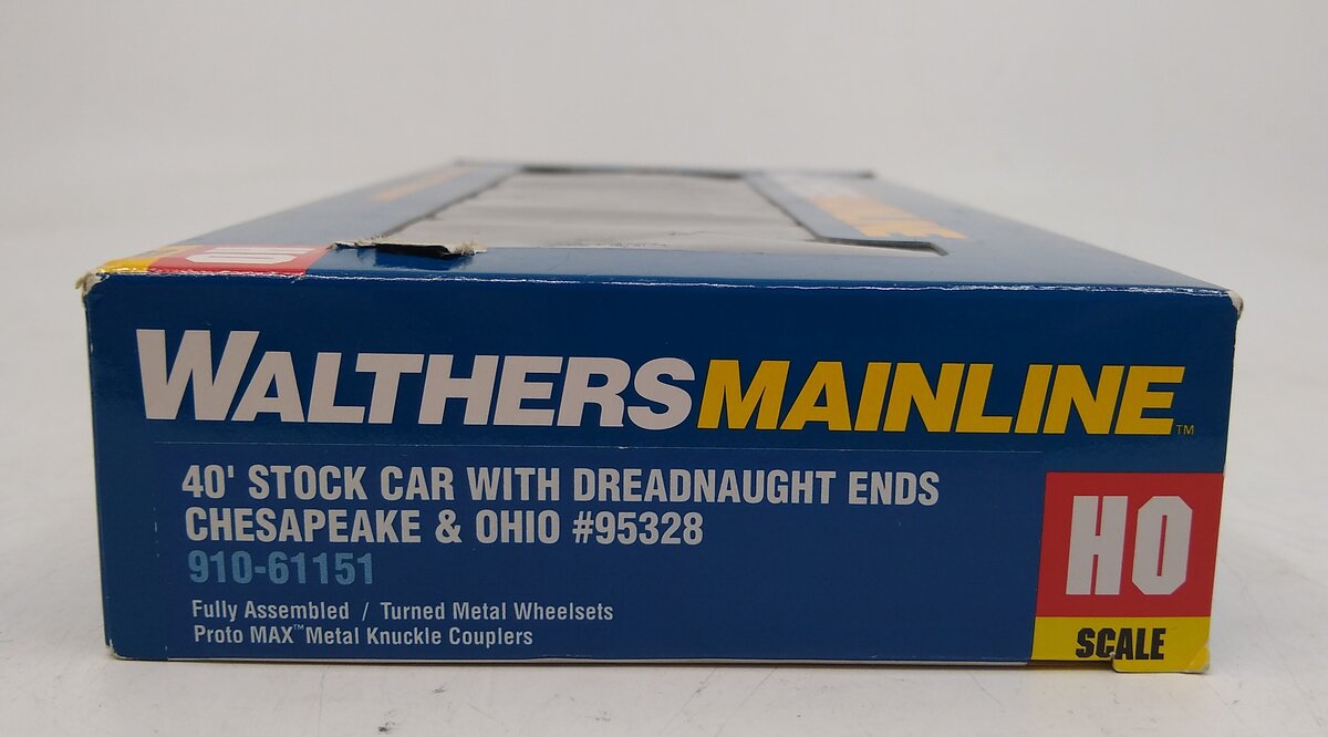 Walthers 910-61151 HO Scale C&O 40' Stock Car w/ Dreadnaught Ends #95328