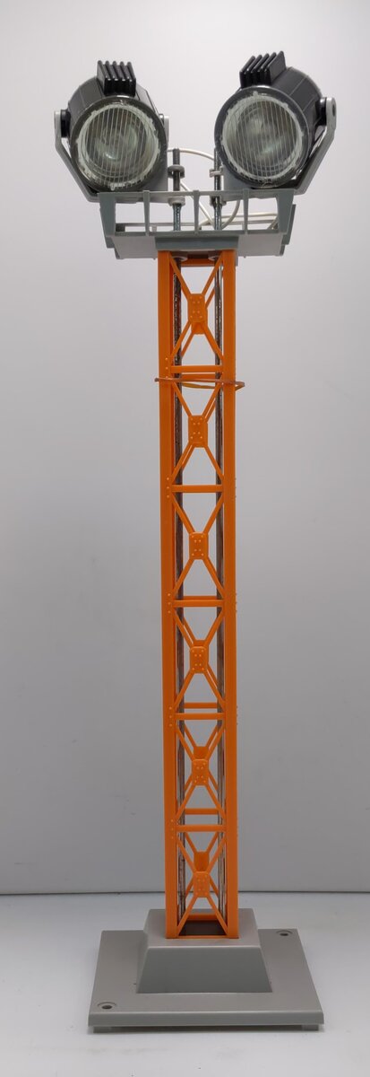 Lionel 6-12716 O Dual Searchlight Tower LN/Box