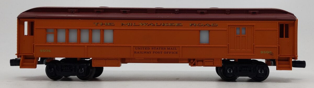Lionel 6-9506 O Gauge Milwaukee Road Combine Car LN/Box