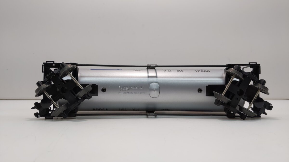 Lionel 6-17908 O Gauge Marathon Oil Tank Car LN/Box