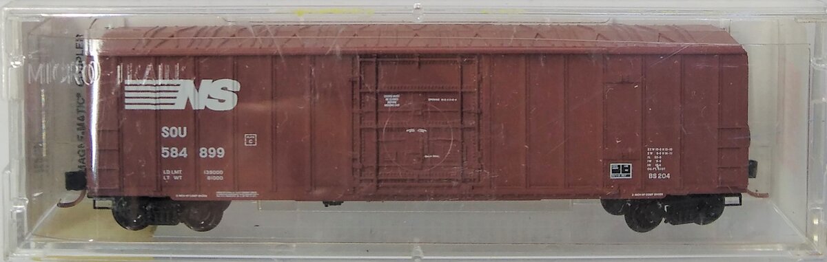 Micro-Trains 02700230 N Norfolk Southern 50' Plug Door Rib Side Boxcar #584899