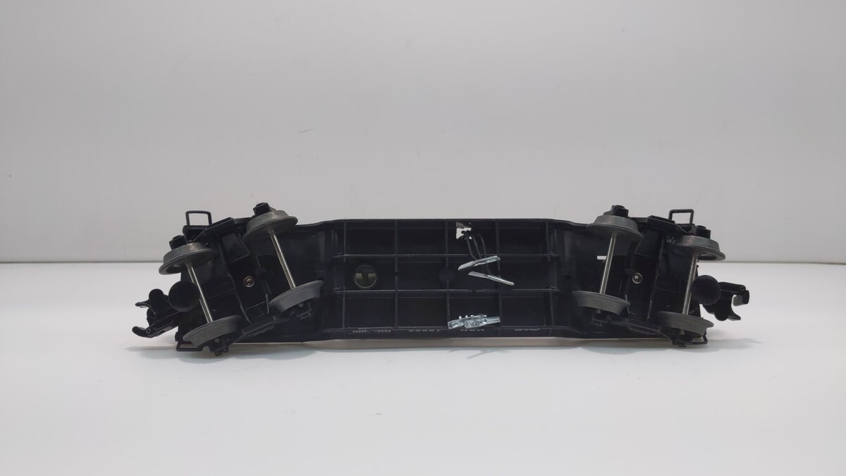 Lionel 6-16952 O Gauge US Navy Flatcar with Ertl Helicopter #16952 NIB