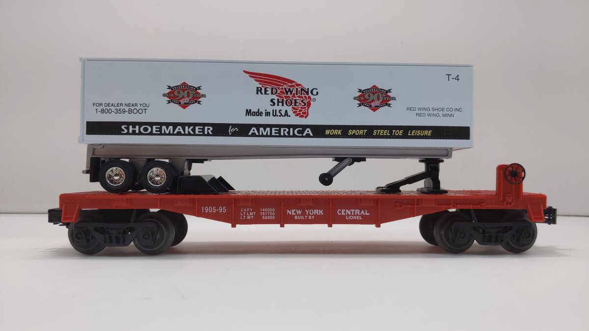 Lionel 6-16953 O Gauge New York Central Flatcar w/ Red Wing Shoes Trailer LN/Box