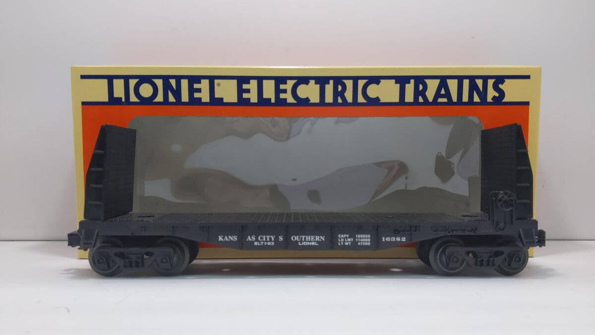 Lionel 6-16382 O Kansas City Southern Flatcar w/Bulkheads