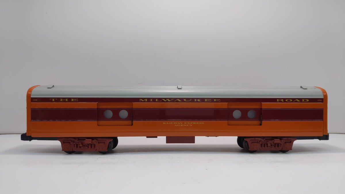 Lionel 6-19188 O Gauge Milwaukee Road Aluminum Baggage Car #1336 NIB