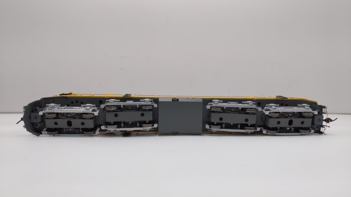 Athearn G41008 HO Union Pacific U50 Diesel Locomotive #37