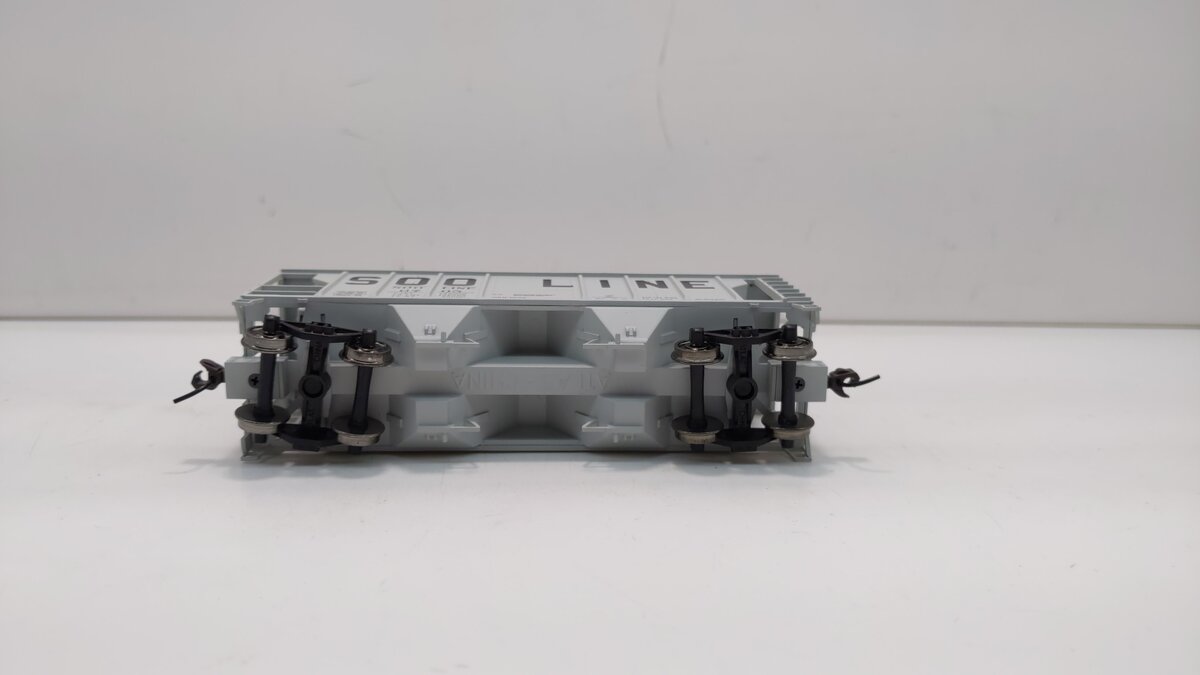 Atlas SLHTS-1 HO Scale SOO Line PS-2 2 Bay Covered Hopper #6705 LN/Box