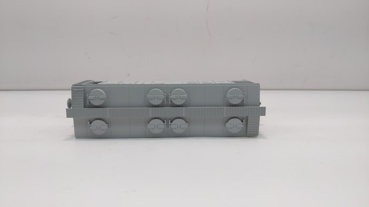 Atlas SLHTS-1 HO Scale SOO Line PS-2 2 Bay Covered Hopper #6705 LN/Box