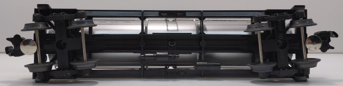 Lionel 6-19601 O Gauge North American Single Dome Tank Car #19601 LN/Box