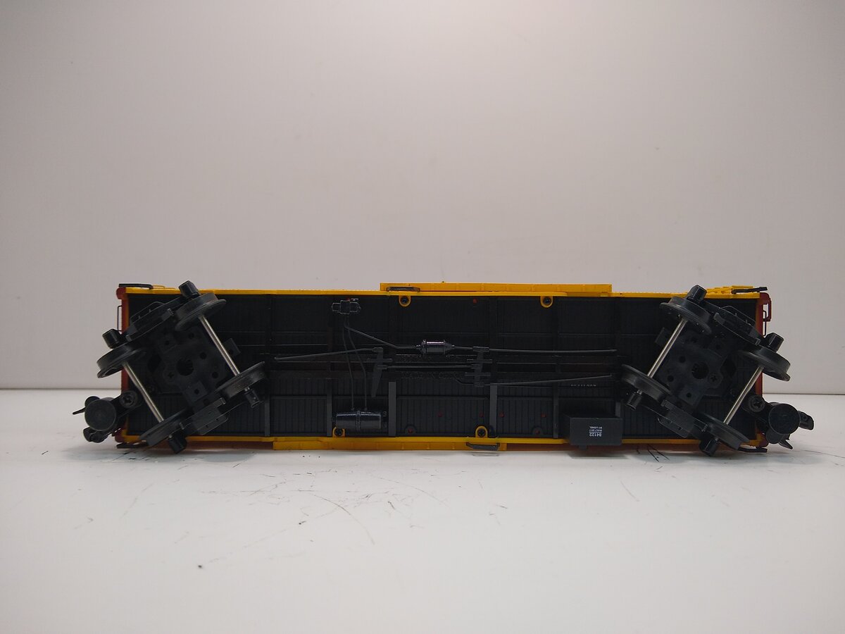 Lionel 6-84122 O Fruit Growers Express 40' Steel Reefer NIB
