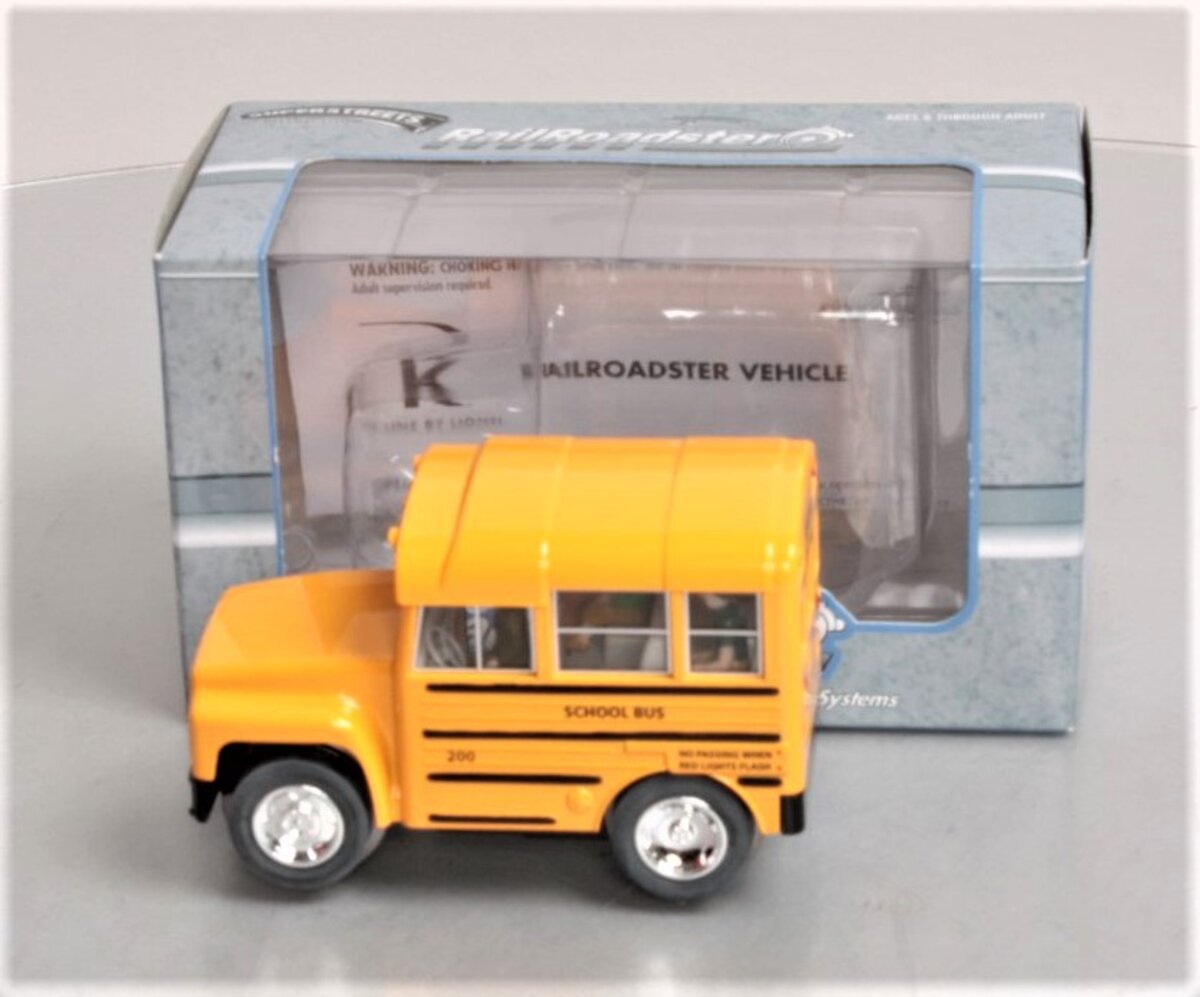 Lionel 6-21292 O RailRoadster School Bus