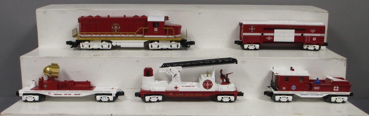 Lionel 6-30108 O Gauge American Fire & Rescue Diesel Train Set NIB