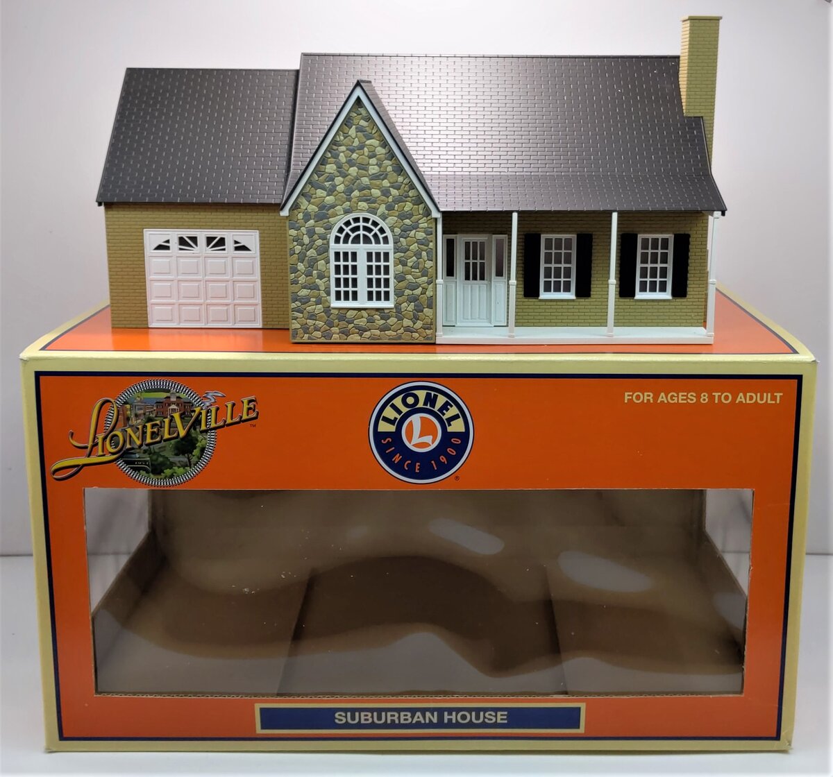 Lionel 6-34111 O Gauge Deluxe Fieldstone House With Lights NIB